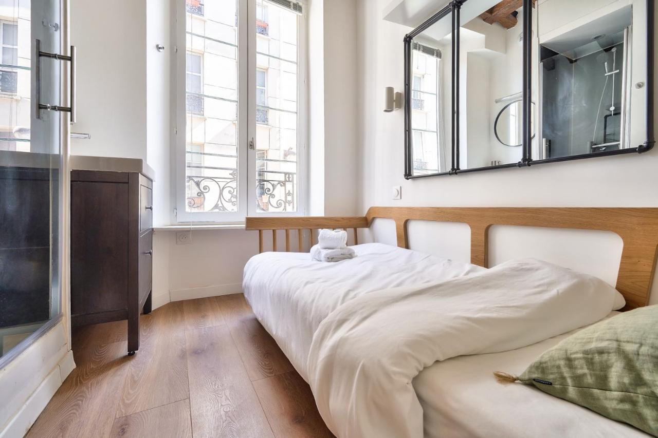 Cute And New Studio Duplex In The Heart Of Paris Exterior foto